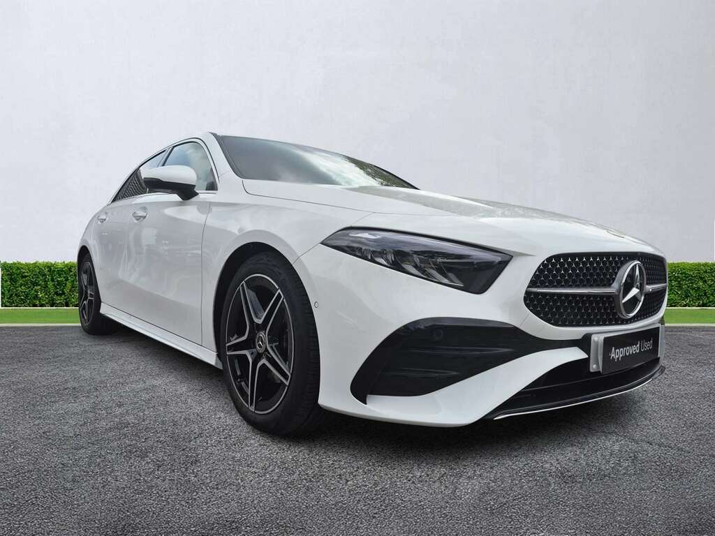 Mercedes-Benz A Class A200 Amg Line Executive White