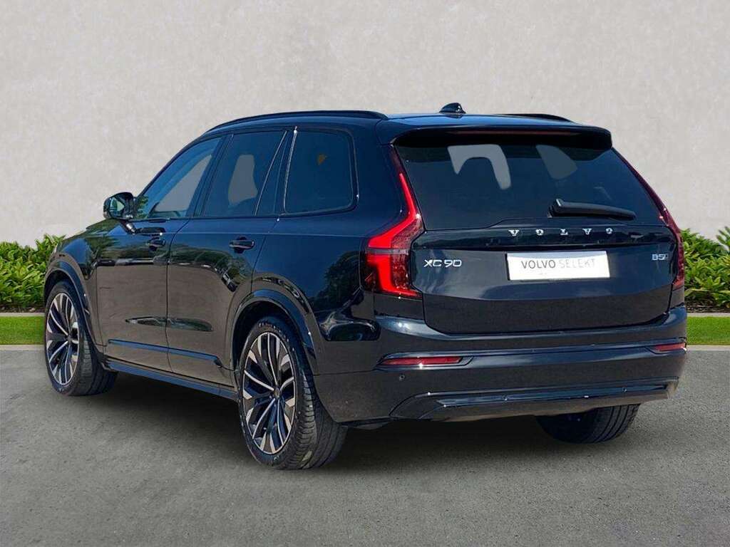 Volvo XC90 2.0 B5p Ultra Dark Awd Geartronic RA74HYT Black #2