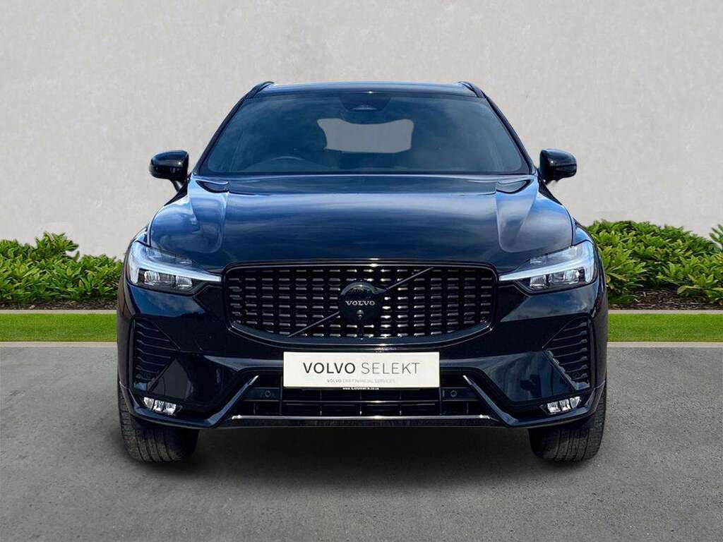 Volvo XC60 2.0 B5p Plus Black Edition Awd Geartronic YA74FHJ Black #5