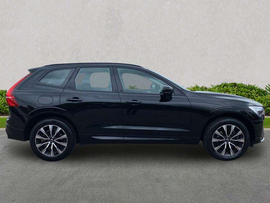 Volvo XC60 2.0 B4p Plus Dark Geartronic YY72XSR Black #3