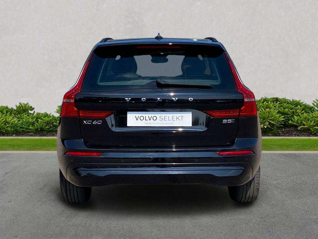 Volvo XC60 2.0 B5p Core Awd Geartronic ND72UOC Black #4