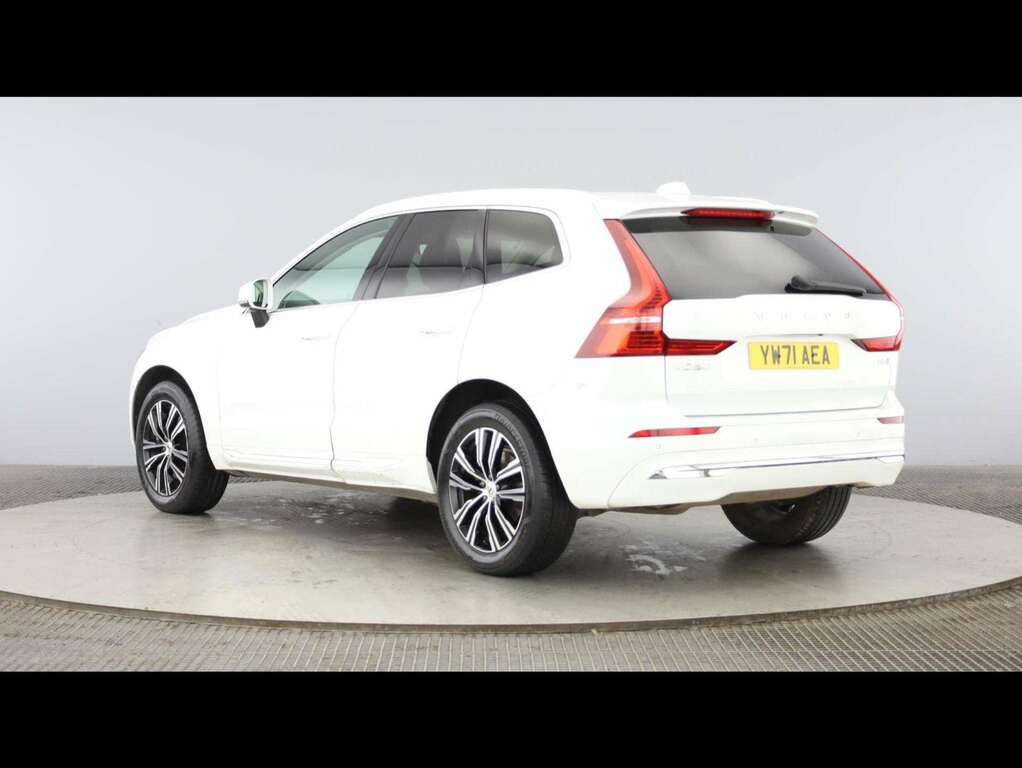 Volvo XC60 2.0 B5p Inscription Awd Geartronic YW71AEA White #2