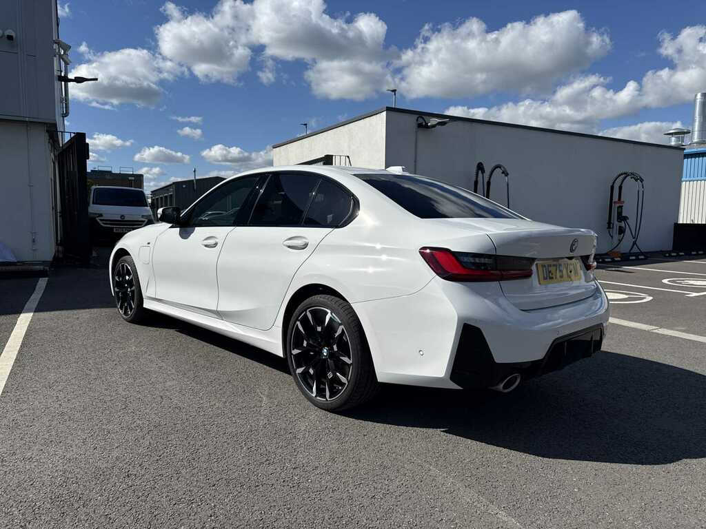 BMW 3 Series 330E 22.3 Kwh M Sport Step DE75YFM White #2