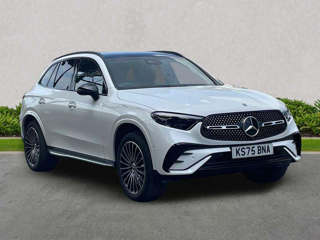 Mercedes-Benz GLC Class Glc 300E 4Matic Amg Line Prem Plus 9G-tronic White