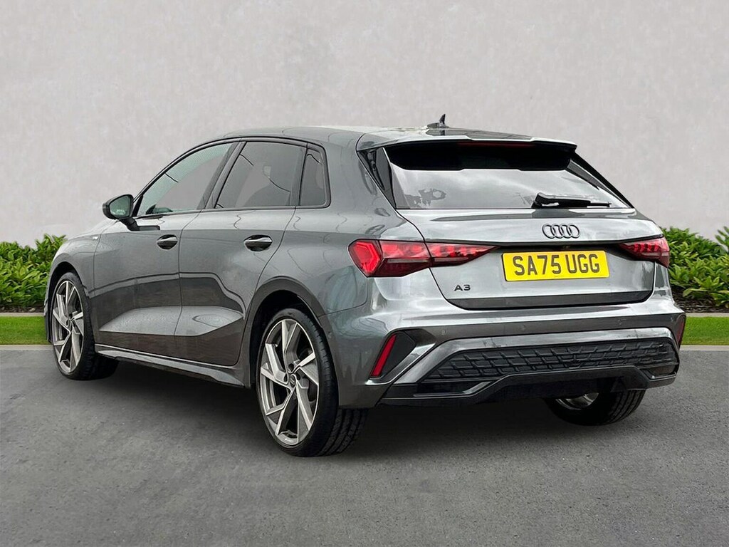 Audi A3 1.5 Tfsi 150 Black Edition S Tronic SA75UGG Grey #2