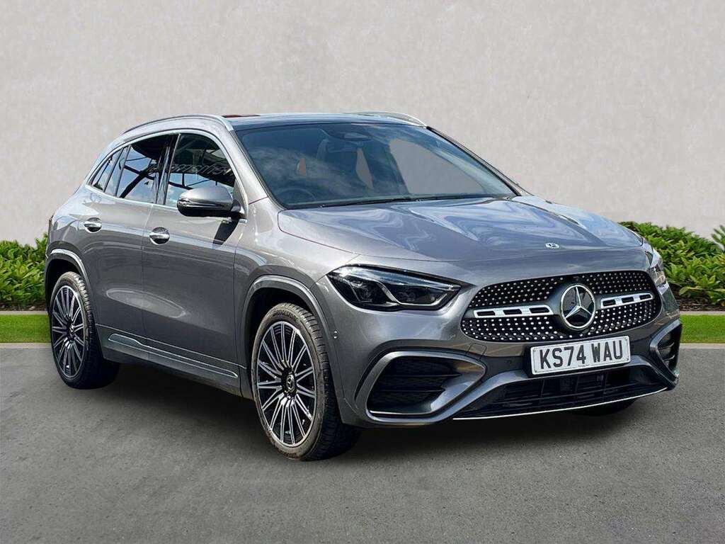 Mercedes-Benz GLA Class Gla 220D 4Matic Amg Line Premium Plus Grey