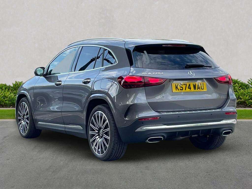Mercedes-Benz GLA Class Gla 220D 4Matic Amg Line Premium Plus Grey #2