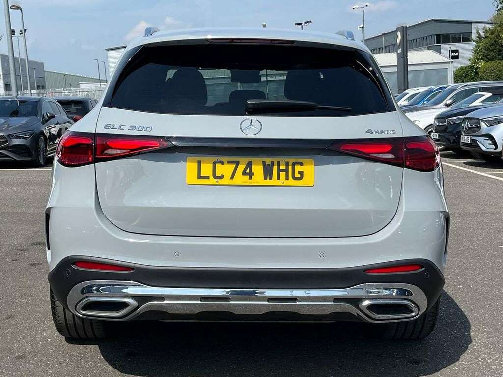 Mercedes-Benz GLC Class Glc 300 4Matic Amg Line Premium 9G-tronic Grey #4