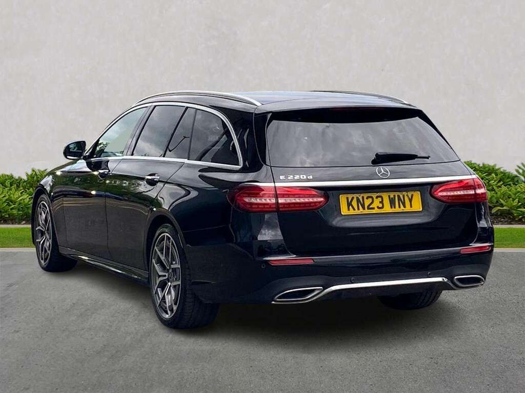 Mercedes-Benz E Class E220d 200 Amg Line Premium 9G-tronic KN23WNY Black #2
