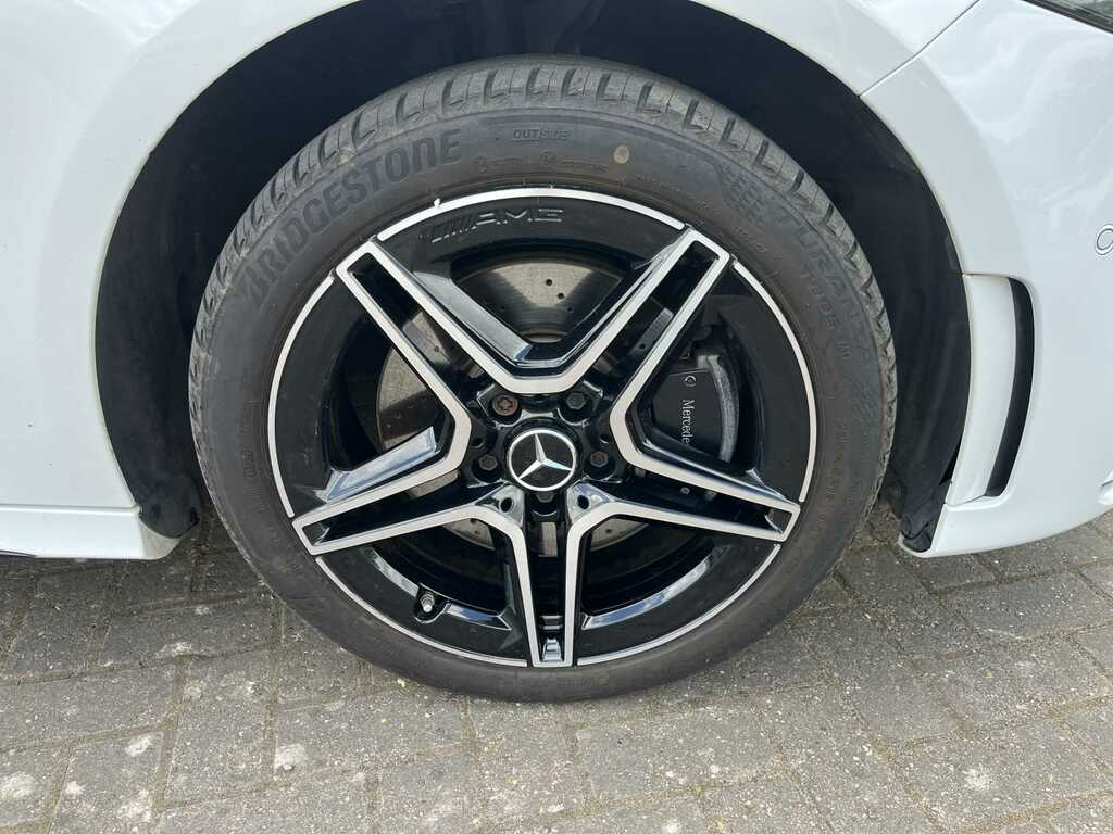Mercedes-Benz A Class A250e Amg Line Premium Plus Edition YN22JKX White #6