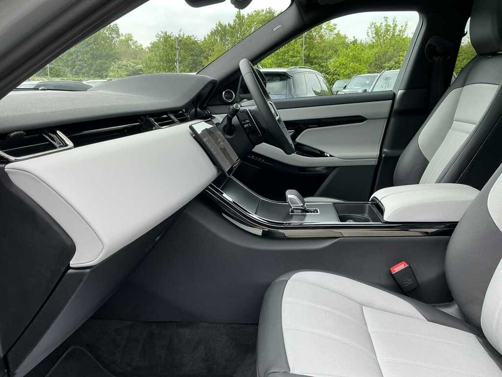 Land Rover Range Rover Evoque 2.0 D200 Edition LO75RJJ Silver #3