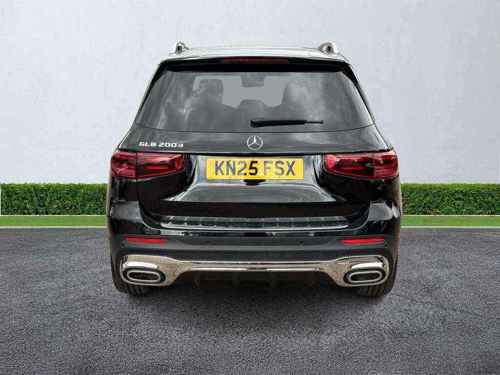 Mercedes-Benz GLB Class Glb 200D Amg Line Premium 8G-tronic Black #4