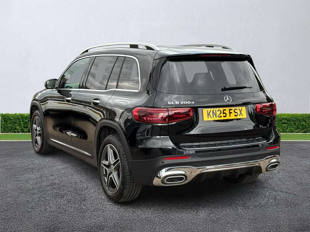 Mercedes-Benz GLB Class Glb 200D Amg Line Premium 8G-tronic Black #2
