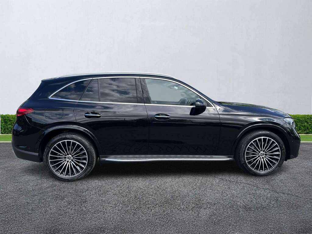 Mercedes-Benz GLC Class Glc 300 4Matic Amg Line Premium Plus 9G-tronic VA24LHH Black #3