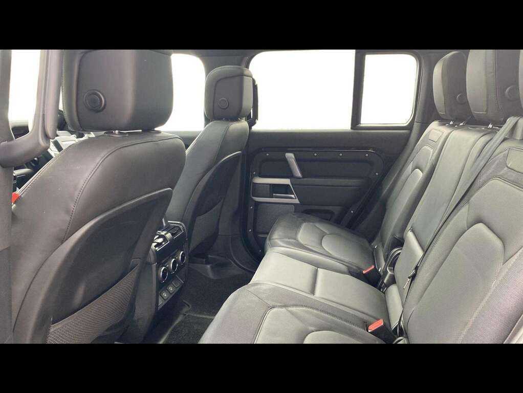 Land Rover Defender 110 3.0 D300 X-dynamic Hse 110 7 Seat KX24UVG Black #4