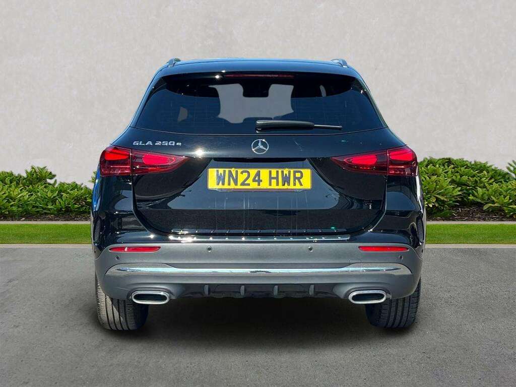 Mercedes-Benz GLA Class Gla 250E Amg Line Executive WN24HWR Black #4