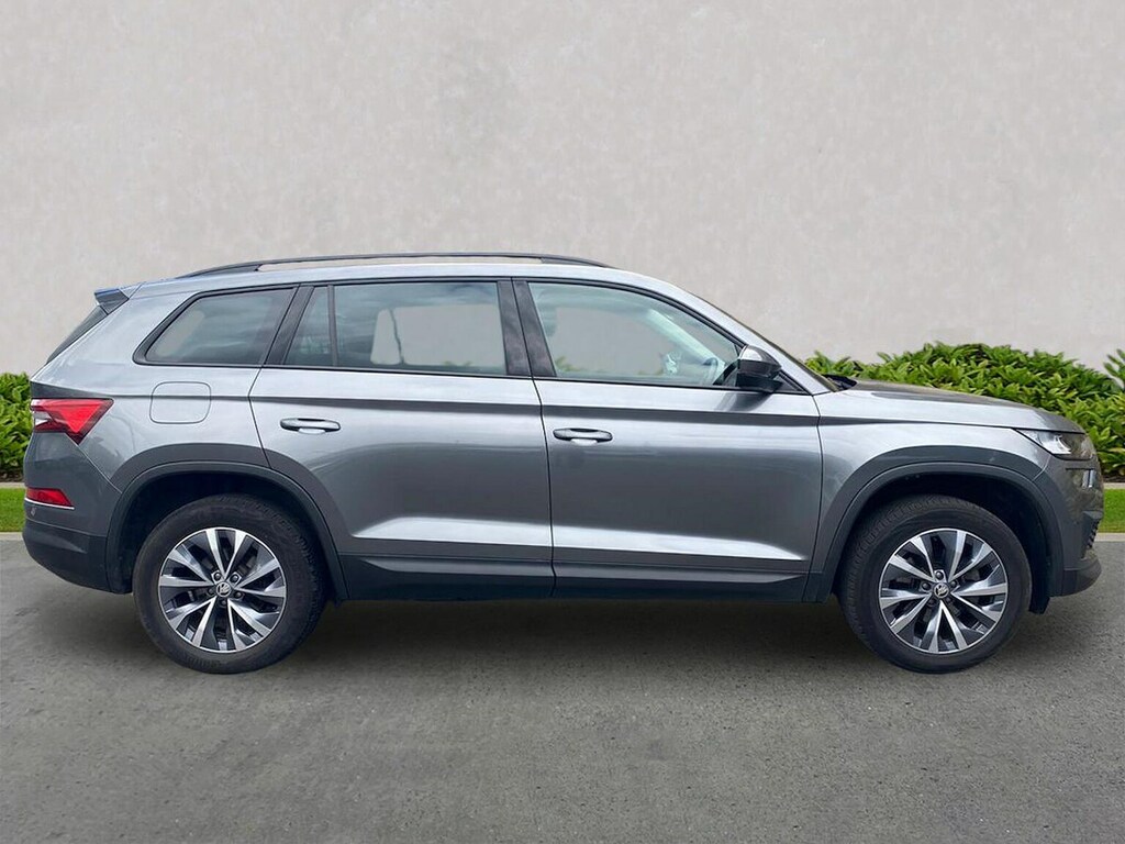 Skoda Kodiaq 1.5 Tsi Act Se Drive Suv Dsg Euro 6 S NC24ZJY Grey #3