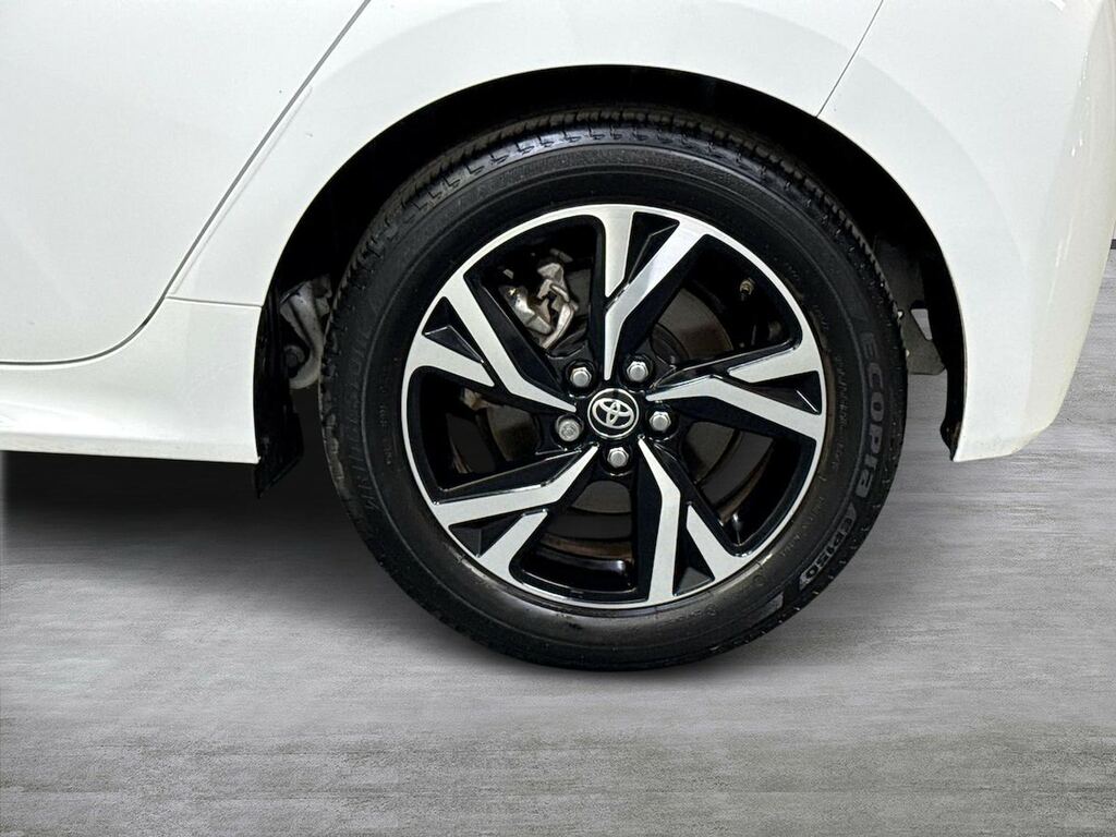 Toyota Yaris 1.5 Vvt-h Design Hatchback Hybrid E-cvt DMZ4739 White #6