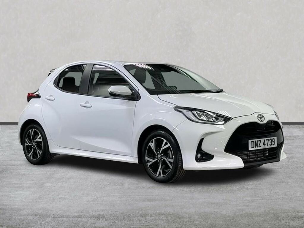 Toyota Yaris 1.5 Vvt-h Design Hatchback Hybrid E-cvt White