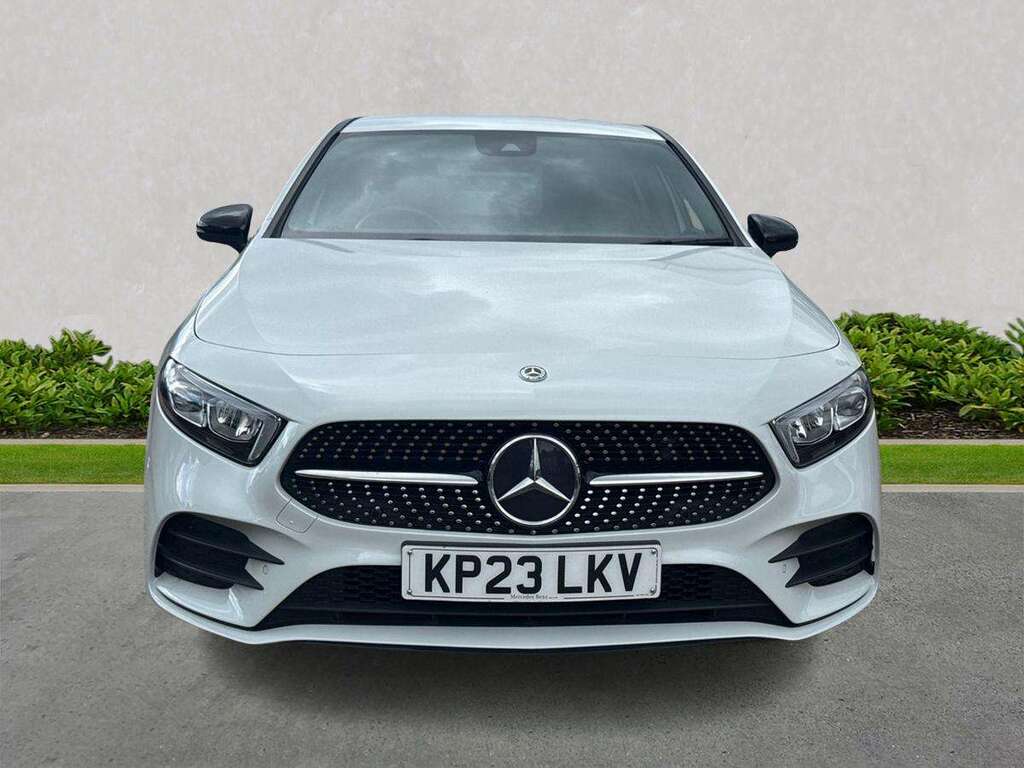 Mercedes-Benz A Class A180 Amg Line Executive KP23LKV White #5