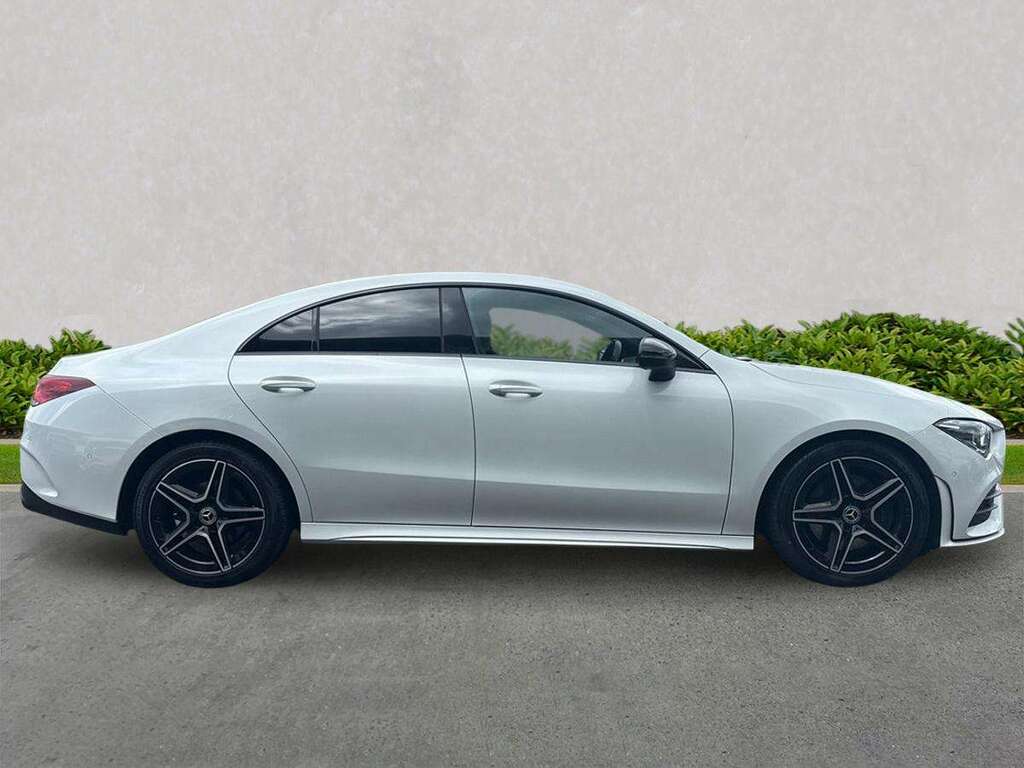 Mercedes-Benz CLA Class Cla 200 Amg Line Executive Tip KN23XVU White #3