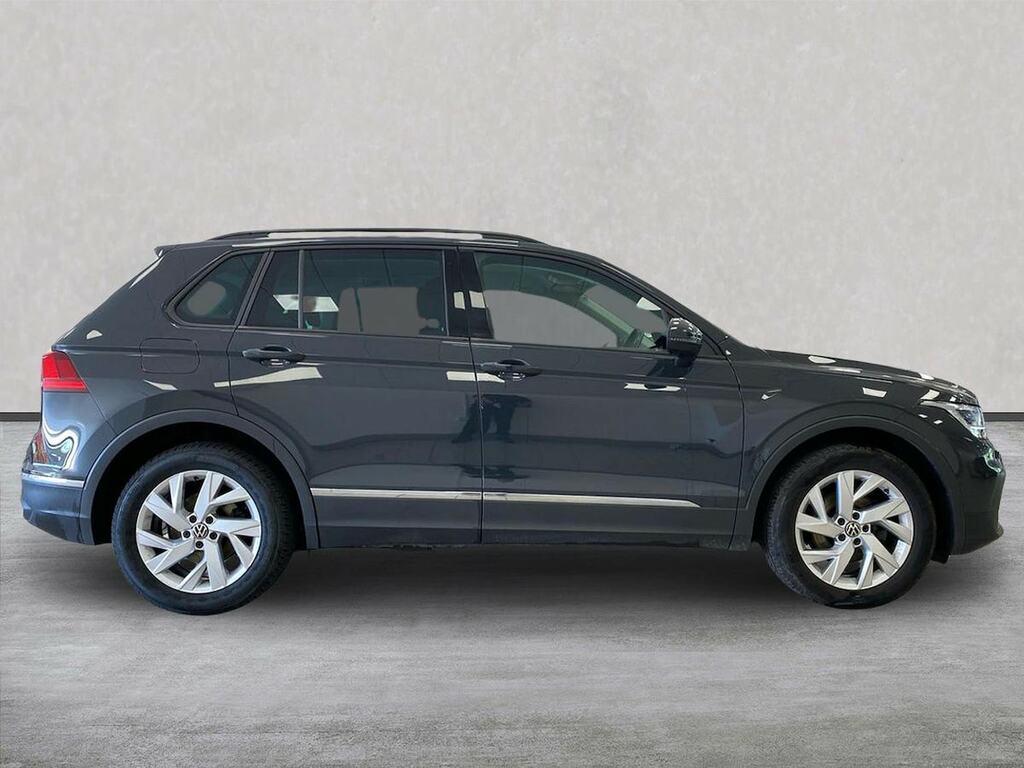 Volkswagen Tiguan 1.5 Tsi Life Suv Euro 6 Ss 1 ND22WGK Grey #2