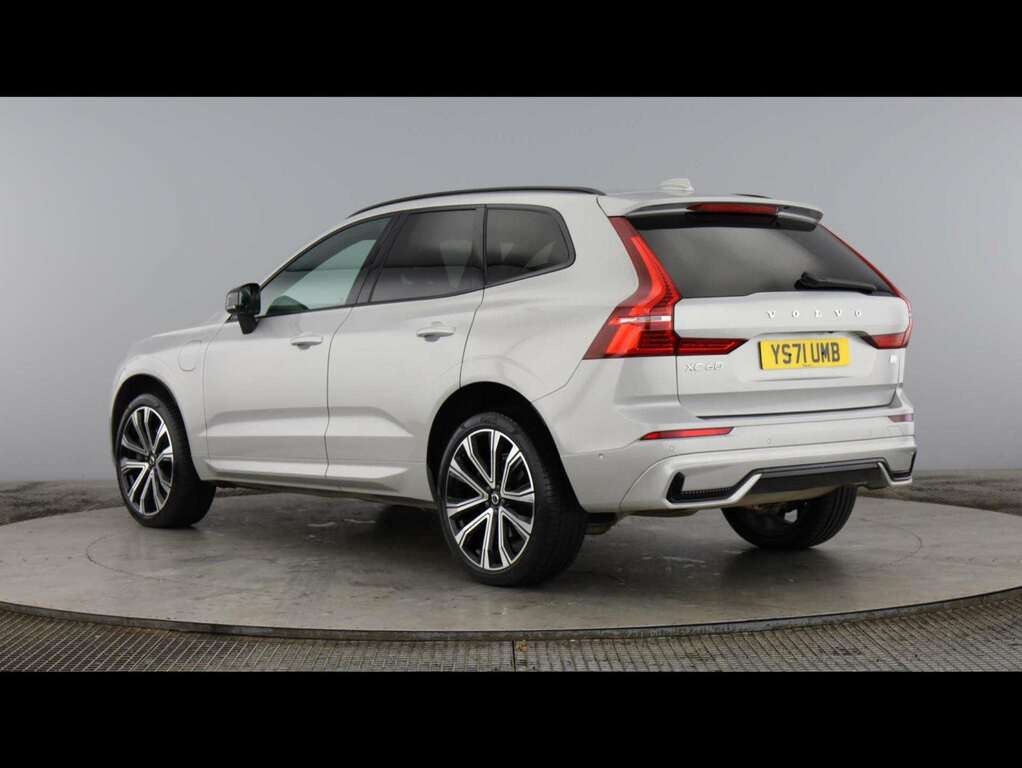 Volvo XC60 2.0 T8 Recharge Phev R Design Pro Awd YS71UMB Silver #2