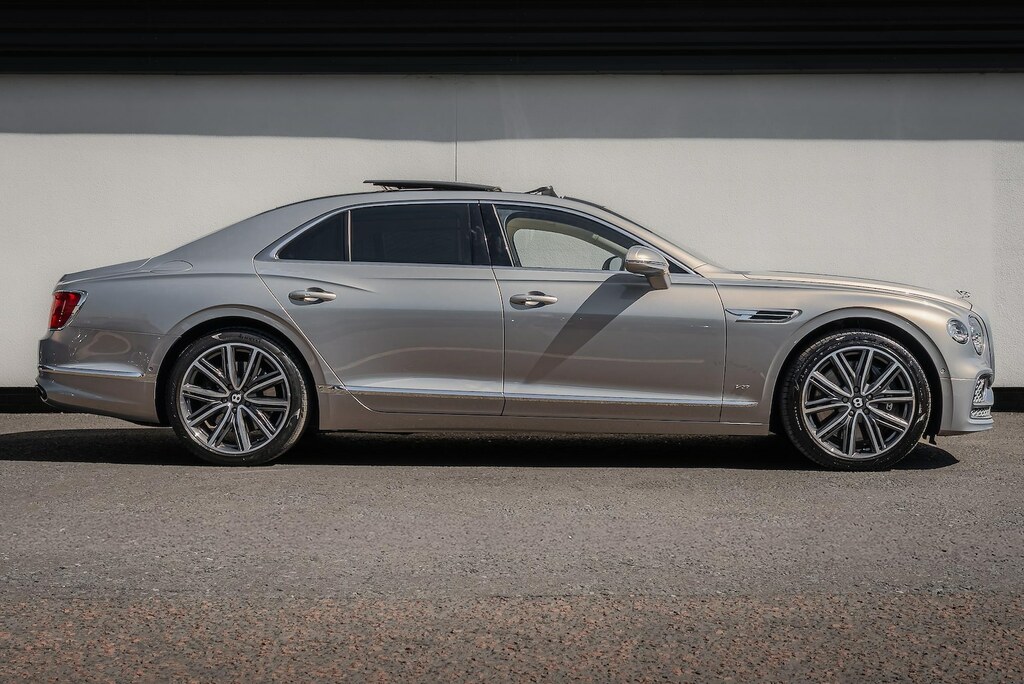 Bentley Flying Spur 4.0 V8 Touring Spec OO07WAC Silver #3