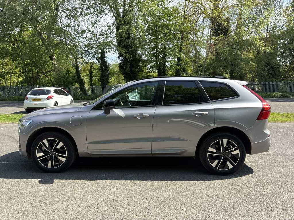 Volvo XC60 2.0 T6 350 Phev Plus Dark Awd Geartronic RV75SCX Silver #3