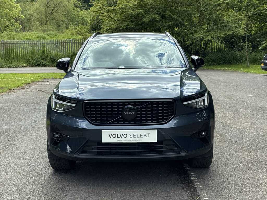 Volvo XC40 2.0 B3p Plus Black Edition Blue
