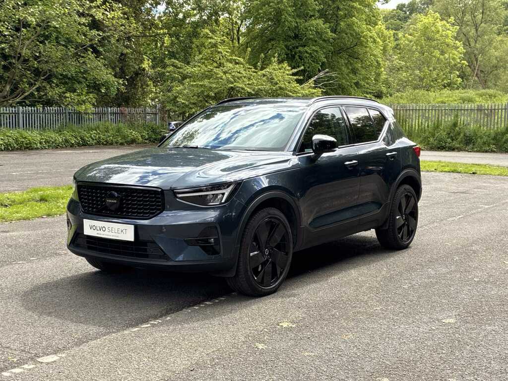 Volvo XC40 2.0 B3p Plus Black Edition OY75ZHN Blue #2