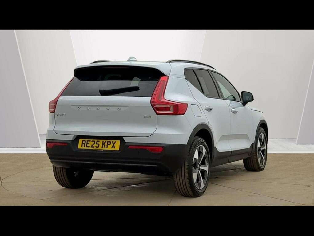 Volvo XC40 2.0 B3p Plus Dark RE25KPX Blue #4