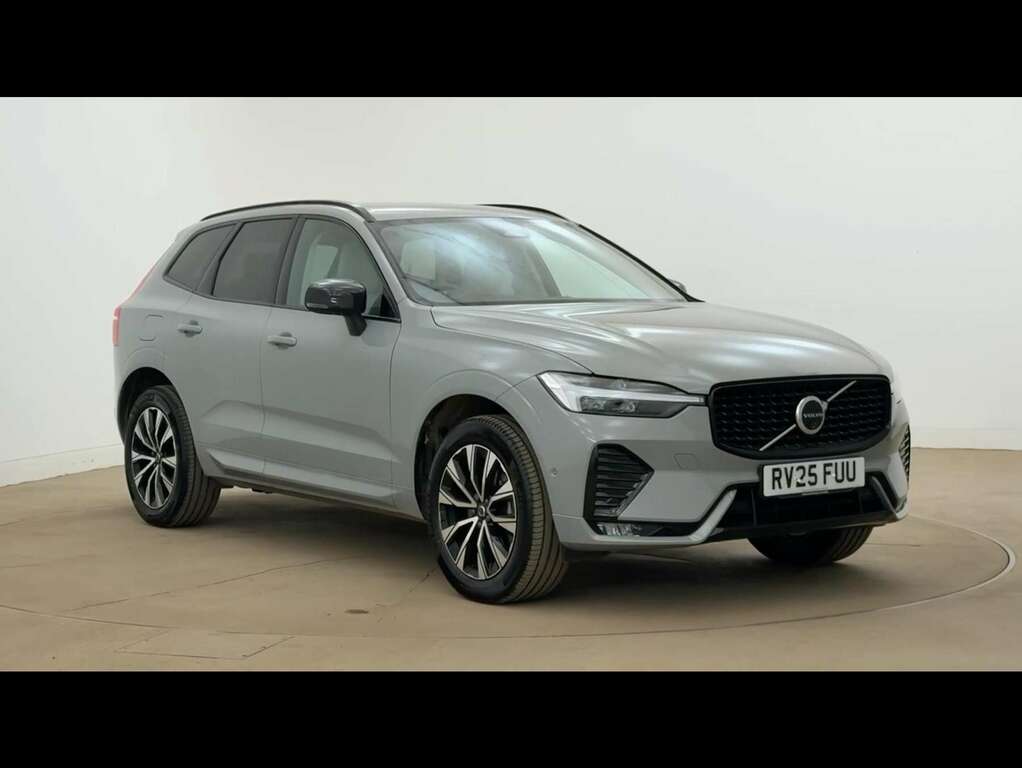 Volvo XC60 2.0 B5p Plus Dark Awd Geartronic Grey