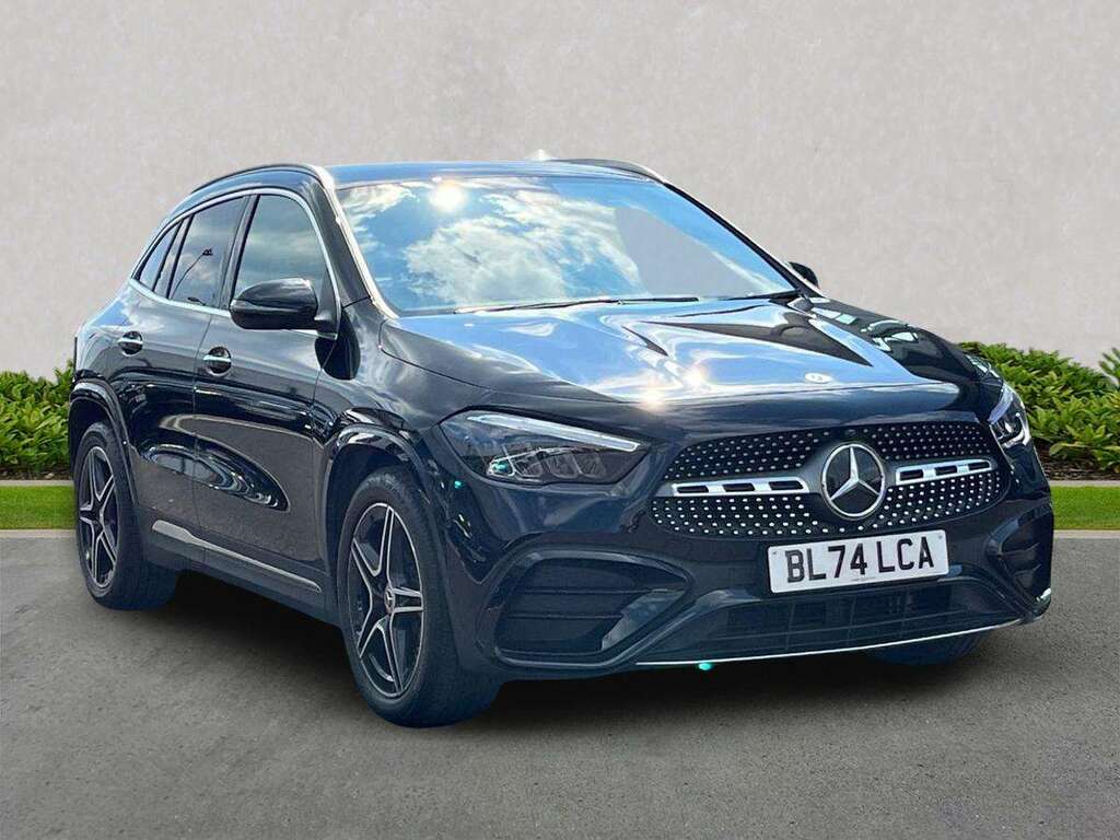Mercedes-Benz GLA Class Gla 200 Amg Line Executive Black