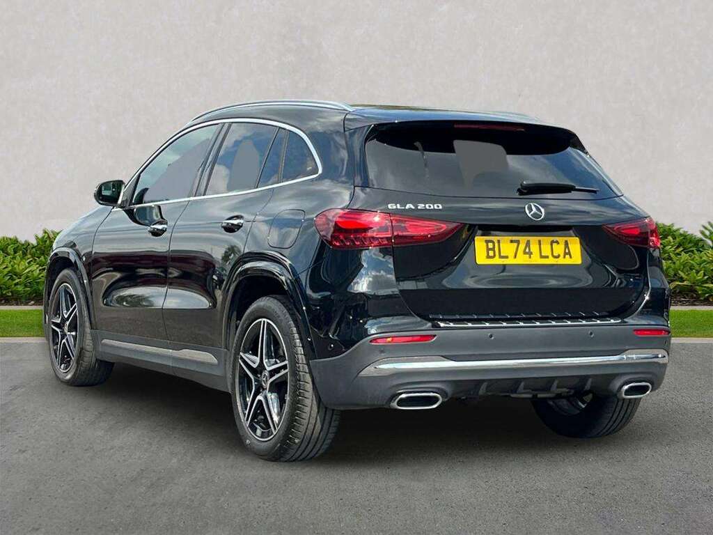 Mercedes-Benz GLA Class Gla 200 Amg Line Executive BL74LCA Black #2