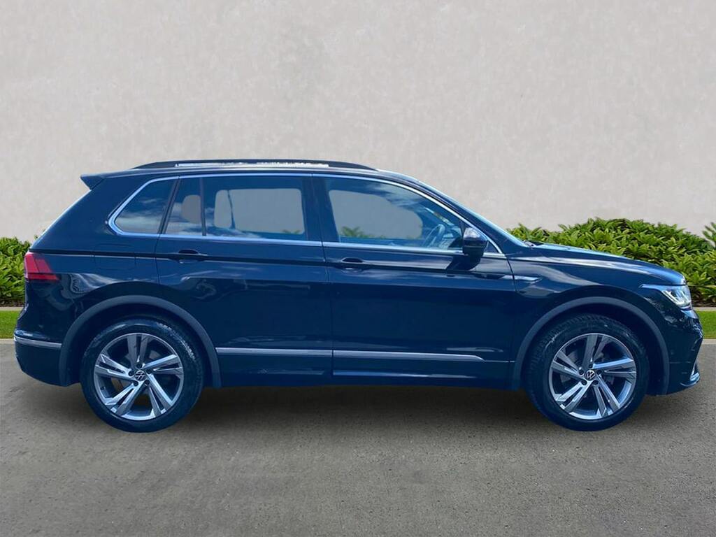 Volkswagen Tiguan 1.5 Tsi R-line Edition Suv Dsg Euro 6 NG73JZM Black #2