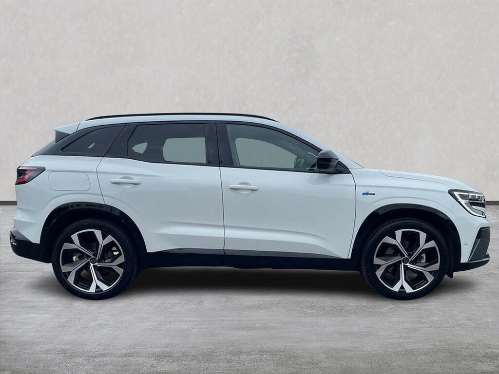 Renault Austral 1.2 E-tech Techno Esprit Alpine Suv Hyb YF73GTZ White #3
