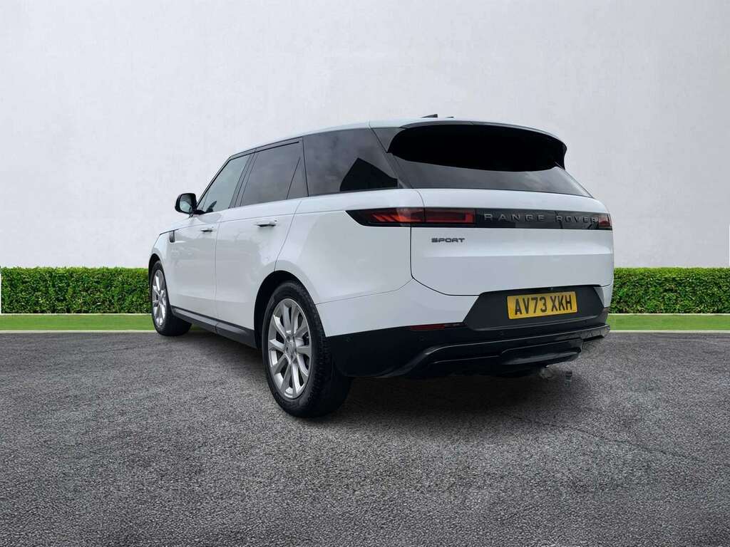 Land Rover Range Rover Sport 3.0 D300 Se AV73XKH White #2