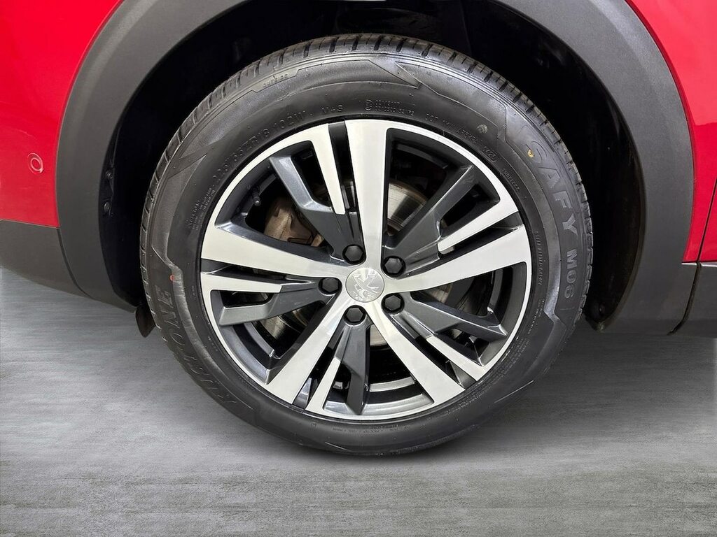 Peugeot 3008 1.2 Puretech Allure Premium Suv Eat E AMZ2912 Red #6