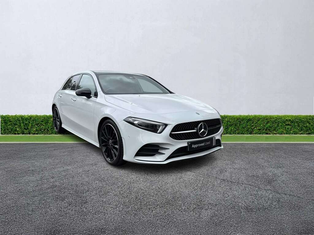 Mercedes-Benz A Class A200 Amg Line Premium Plus Night Edition White