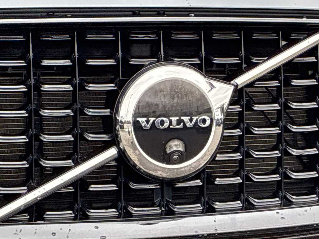 Volvo XC60 2.0 B4p Plus Dark Geartronic FY72YTE Black #4