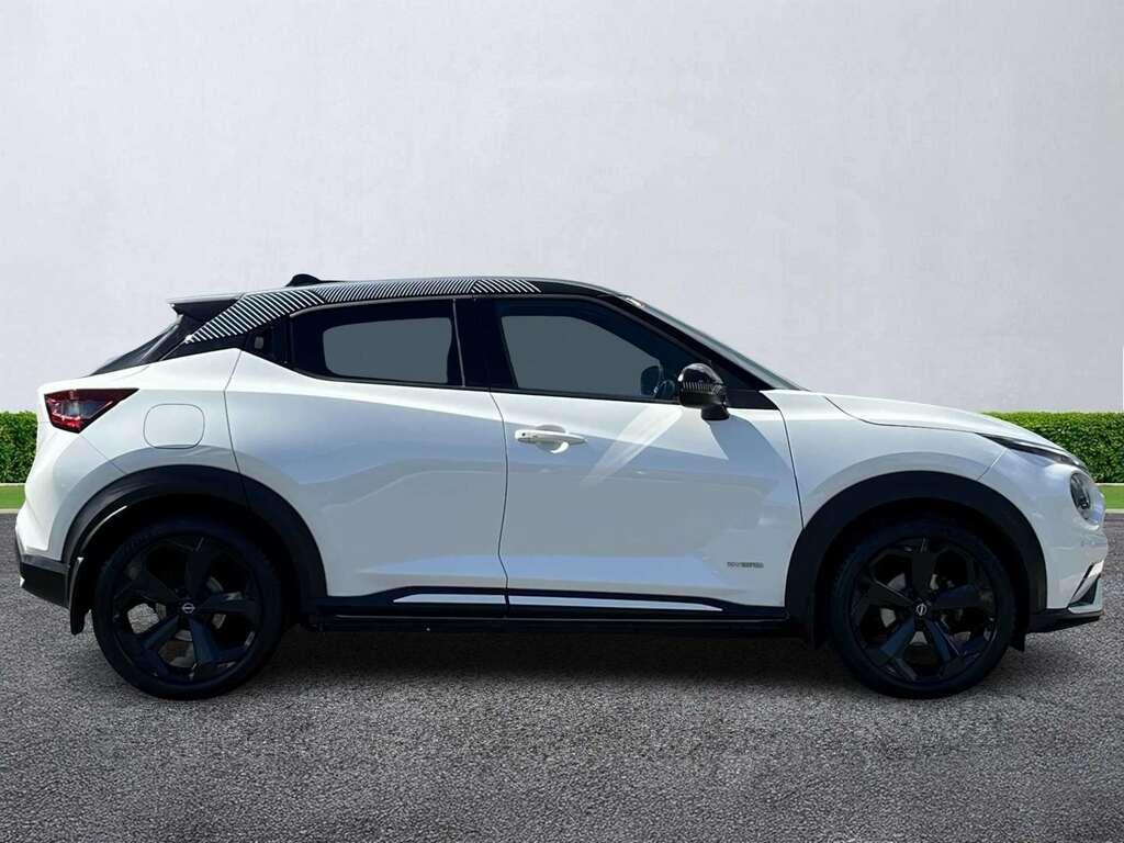 Nissan Juke 1.6 Hybrid Premiere Edition MC22BWG White #3