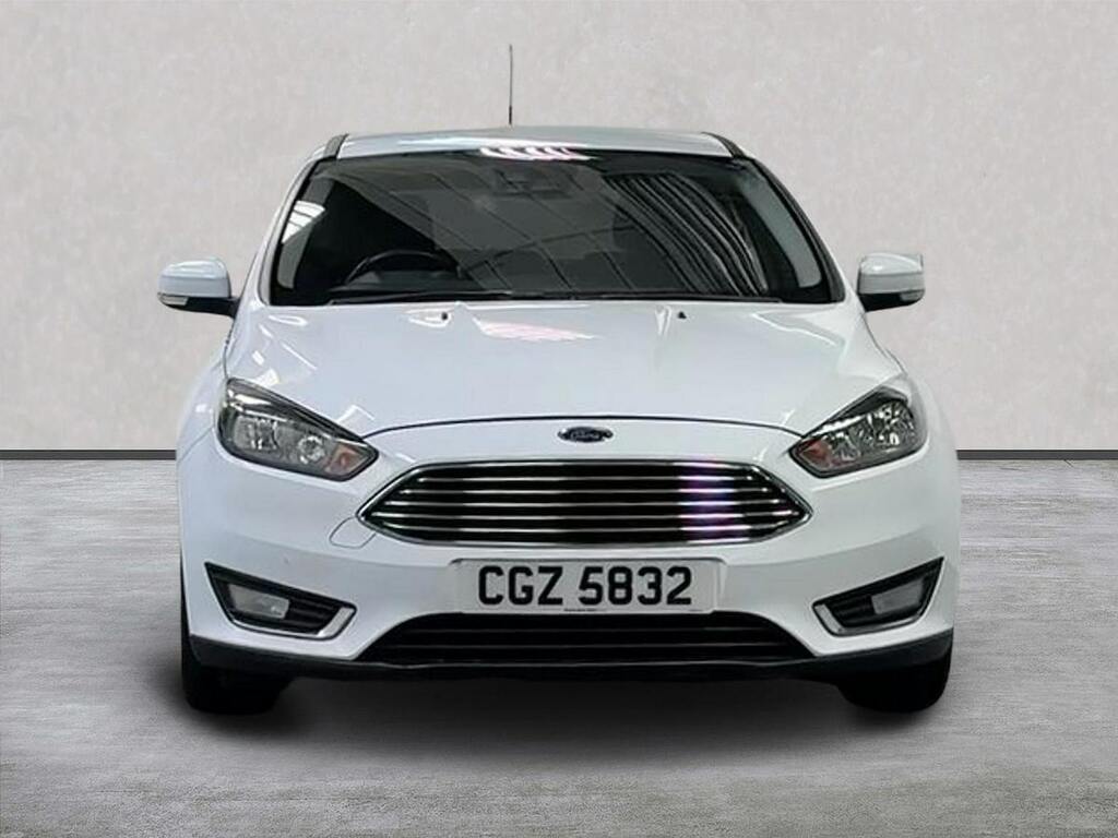 Ford Focus 1.5 Tdci Titanium Hatchback Euro CGZ5832 White #5