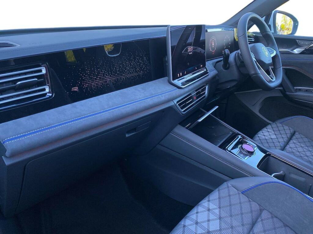 Volkswagen Tiguan 2.0 Tdi R-line Dsg NU26ZSR White #4