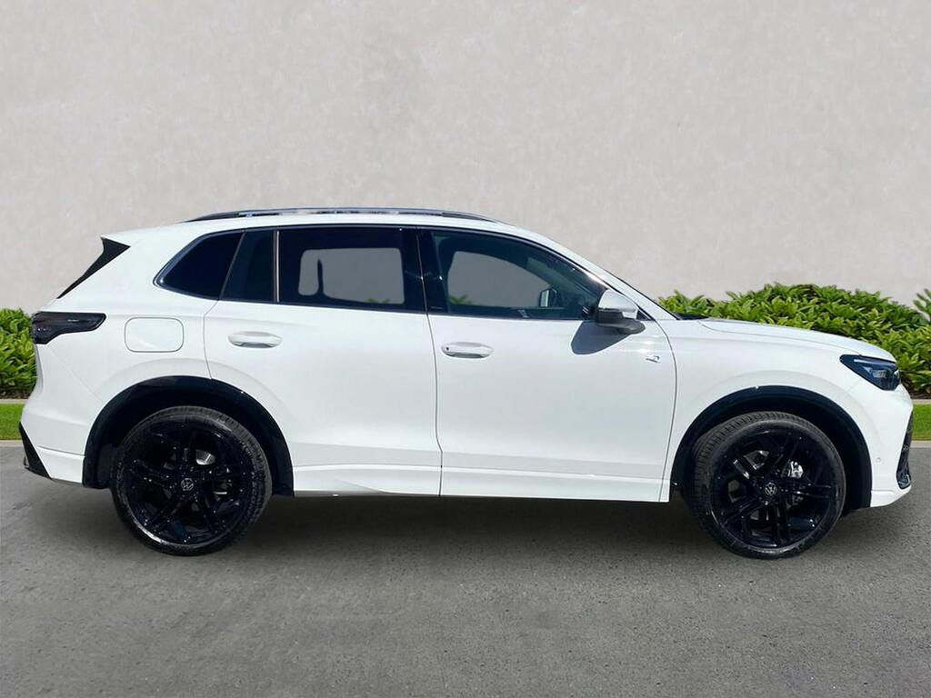 Volkswagen Tiguan 2.0 Tdi R-line Dsg NU26ZSR White #2