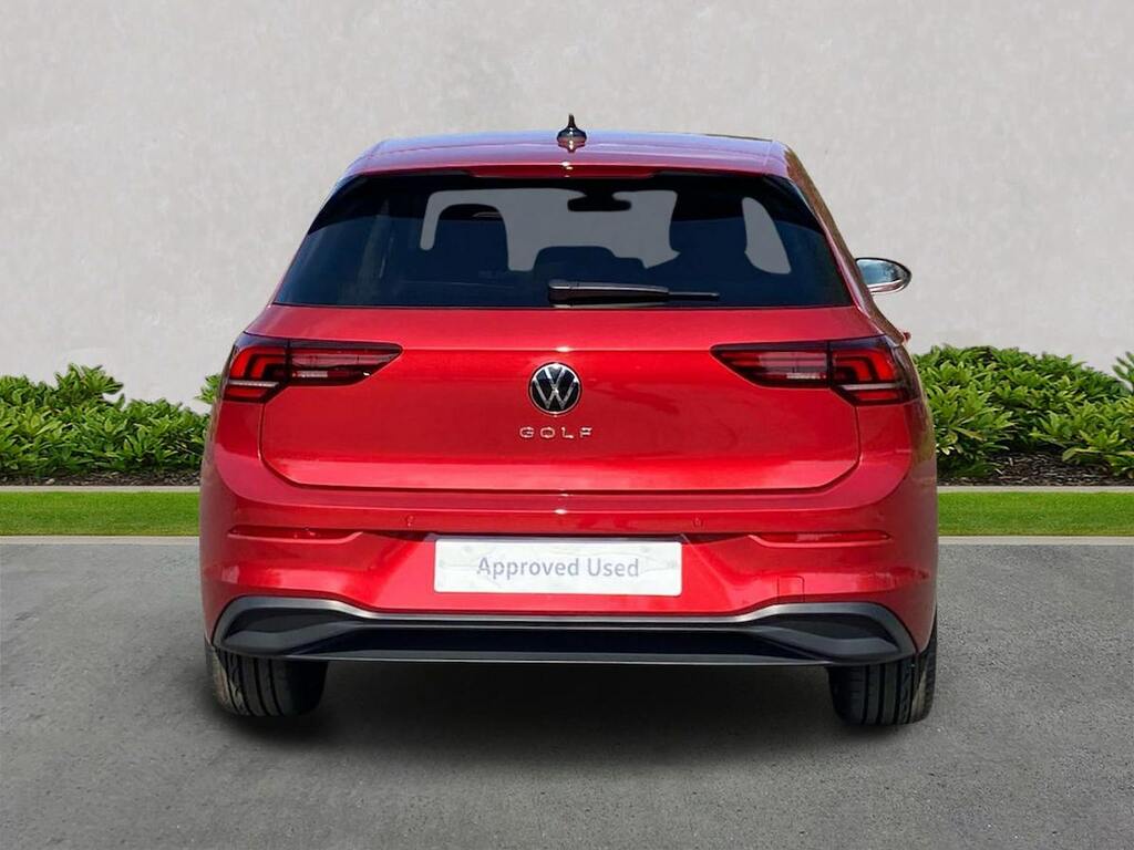 Volkswagen Golf 1.5 Tsi 150 Match Red #4