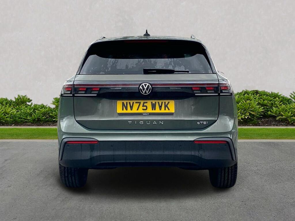 Volkswagen Tiguan 1.5 Etsi 150 Match Dsg NV75WVK Green #4