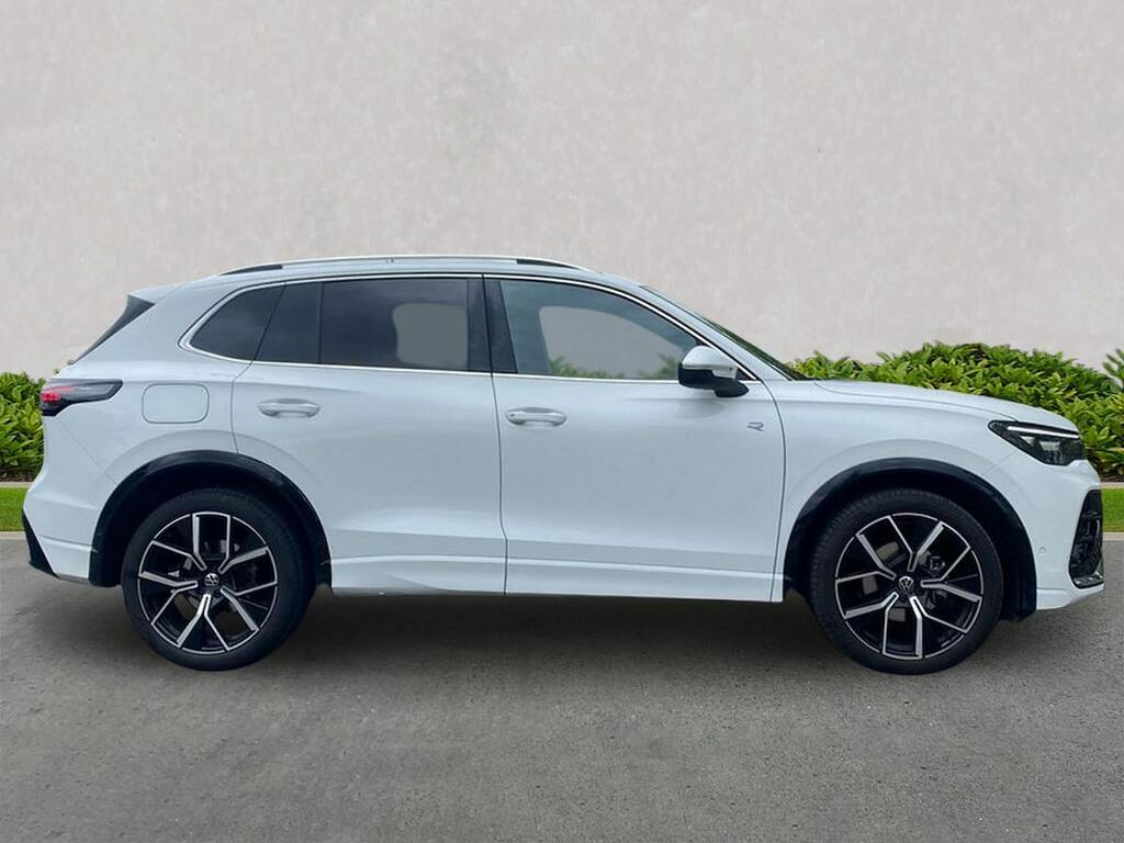 Volkswagen Tiguan 1.5 Etsi Mhev R-line Suv Hybrid Dsg Eur NU75JVV White #2