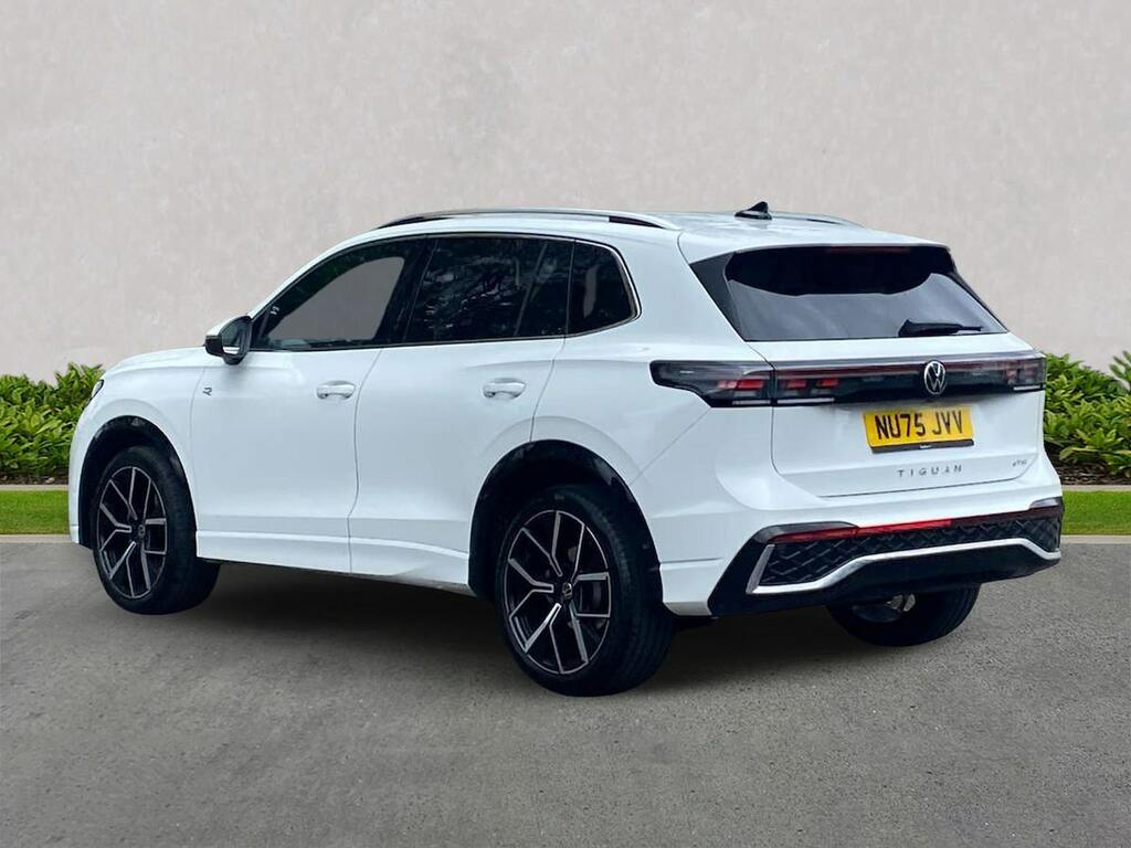 Volkswagen Tiguan 1.5 Etsi Mhev R-line Suv Hybrid Dsg Eur White