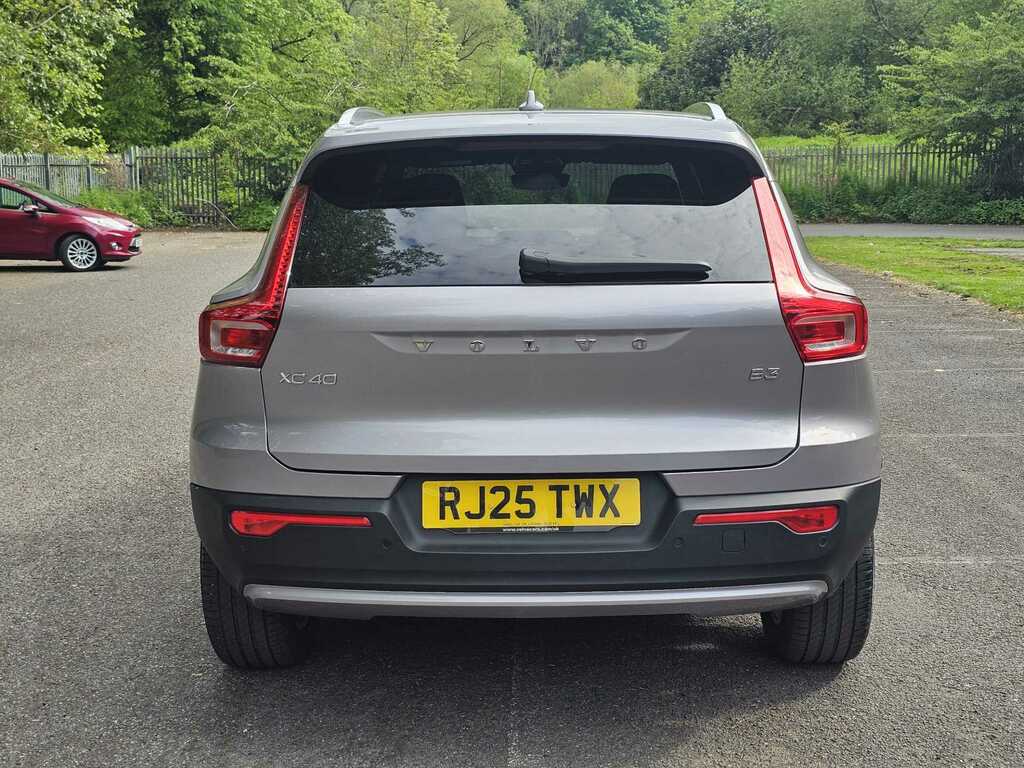 Volvo XC40 2.0 B3p Core RJ25TWX Silver #6